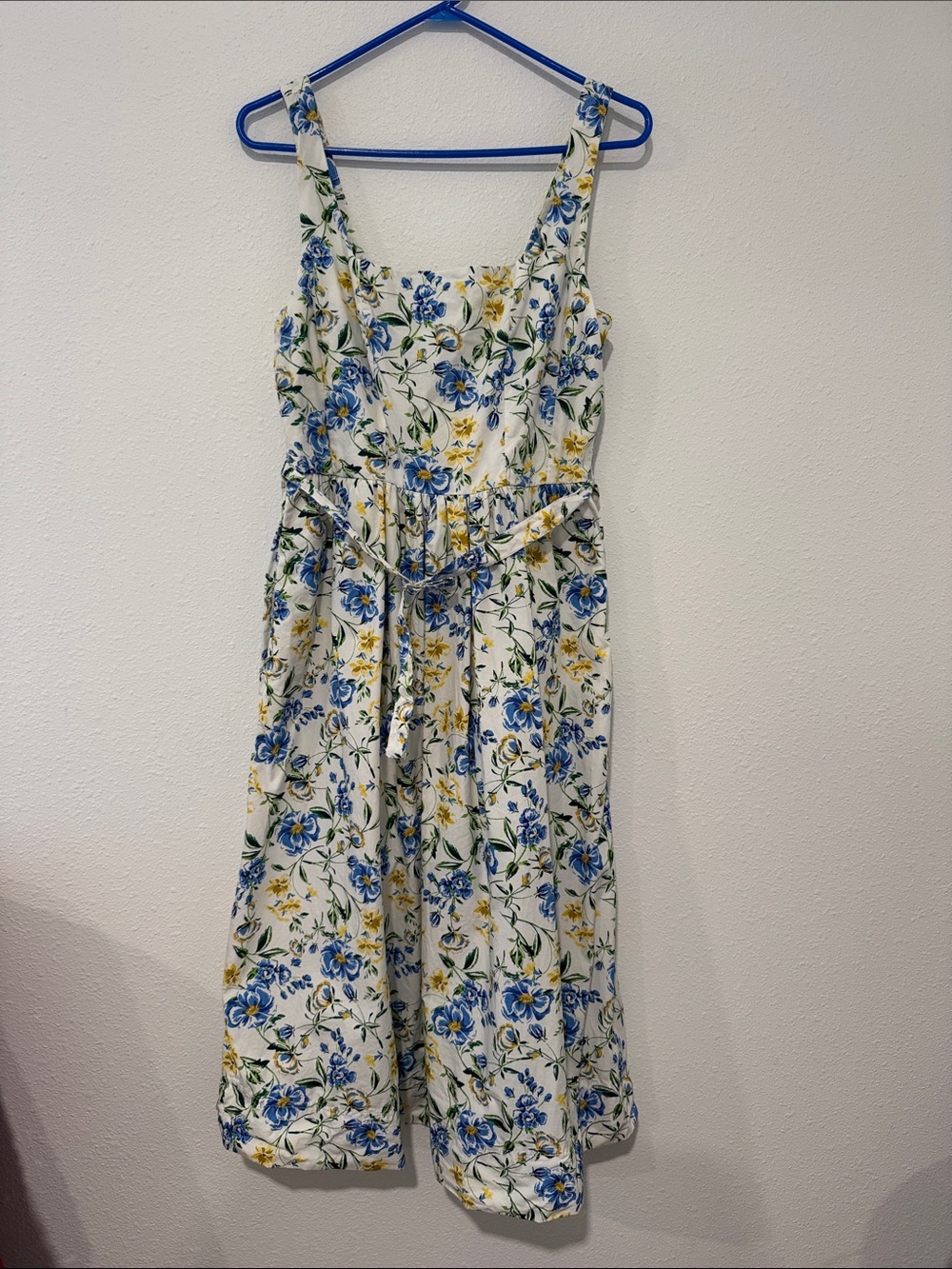 Free Assembly Medium Sleeveless Floral Midi Dress Blue & Yellow on White